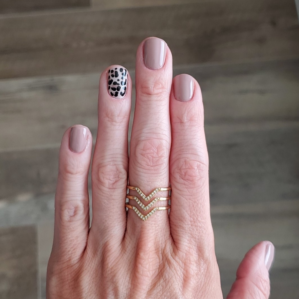 Gold Cheveron ring
